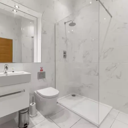 Duplex - Walk Ao Arena & Deansgate - Pass The Keys Μάντσεστερ