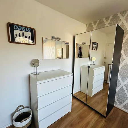 The Oasis - Fast Wi-fi - Private Workspace Manchester