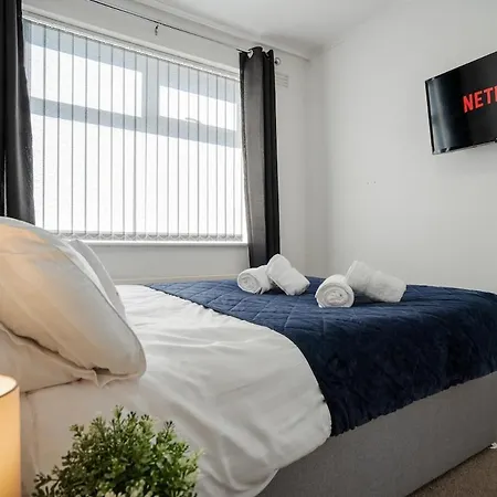 Stunning 2br House In Near Etihad And Coop Arena Σπίτι διακοπών *