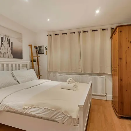 Guestready - Cozy 3-bedroom In Droylsden بيت ضيافة مانشستر