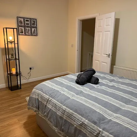 4-bed Retreat Great For Groups Mánchester