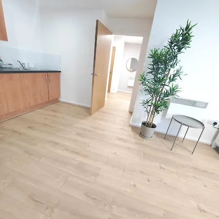Quarto em Acomodações Particulares New Private In Shared 2 Bed Flat Camp St