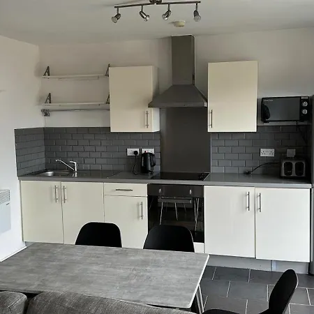 民宿 New Private In Shared 2 Bed Flat Delta Point