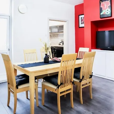 Casa vacanze Cosy Luxe With Fresh Bakes