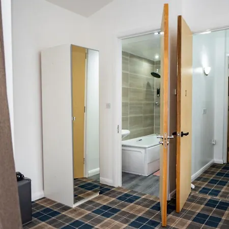 Etihad Coop Arena Centre بيت ضيافة