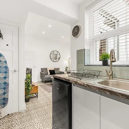 Ferienhaus Contractors Pad Wi-fi Free Parking 20 - Off Monthly *