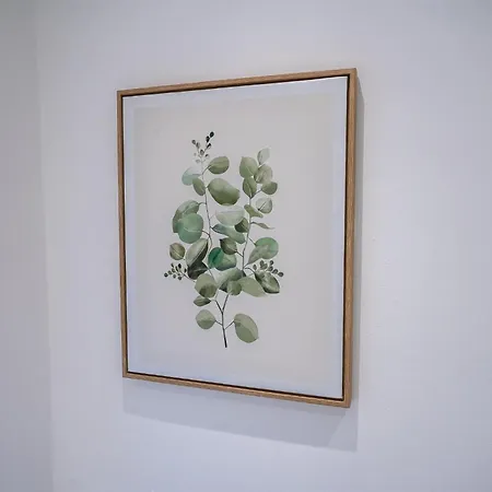 4 Bedroom Serviced House Ideal For Business & Long Term With Free Parking Gæstehus