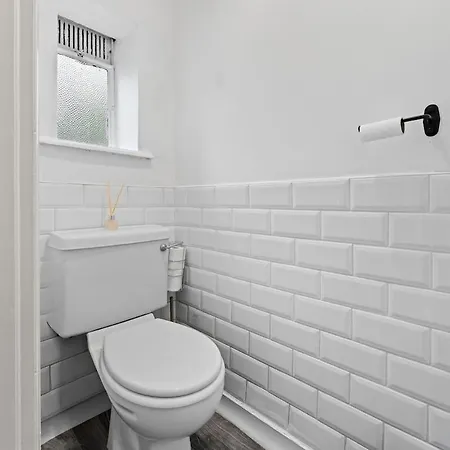 Luxury Group - - Sleeps 9 * Mánchester