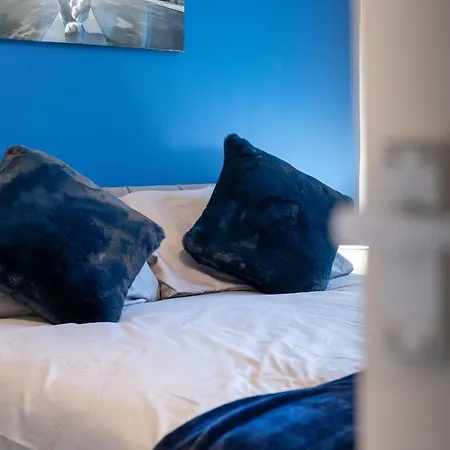 Luxury Group - - Sleeps 9 Сasa de vacaciones