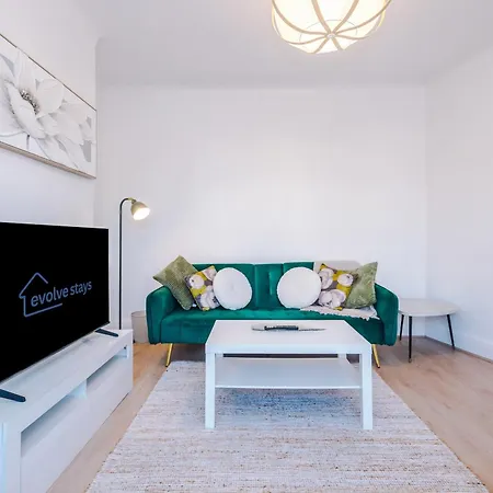 Dom wakacyjny Free Park Stunning 3bedroom In *