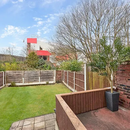 Сasa de vacaciones Stylish 4 Bed In Old Trafford Next To Mufc Mánchester