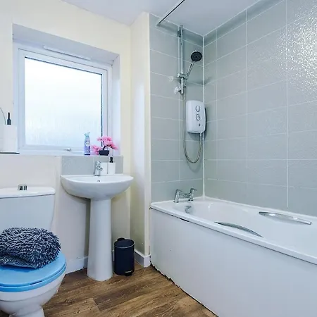 Contemporary Luxe - Lawnswood Lodge - Premium 3Br For Business & Leisure Stay Near Etihad & City Centre - Hosted By Parydise Properties *