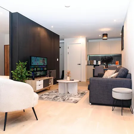 Stylish 2bed Balcony & View Centre Daire Manchester