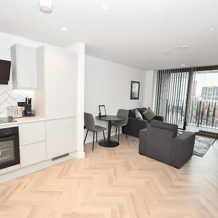 Contemporary Flat In W Balcony