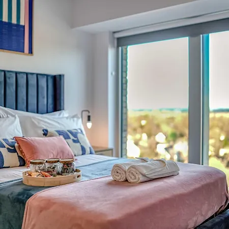 Apartament City View - 1 Minute To Transport Links - Sleeps 3