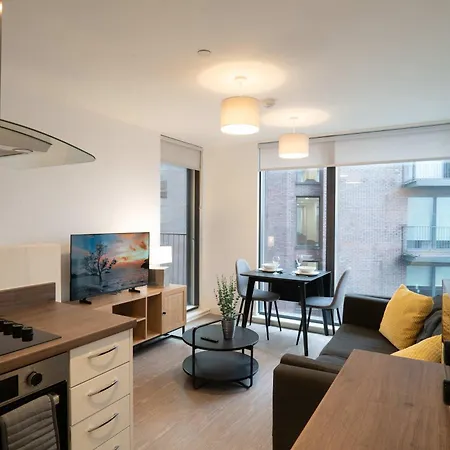 Bright 1 Bed In W Balcony Manchester