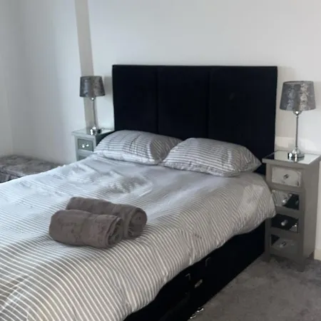 Imperial Point * Manchester