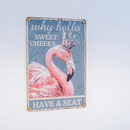 Luxury 2 Bed Close To Coop Etihad And Centre דירה *