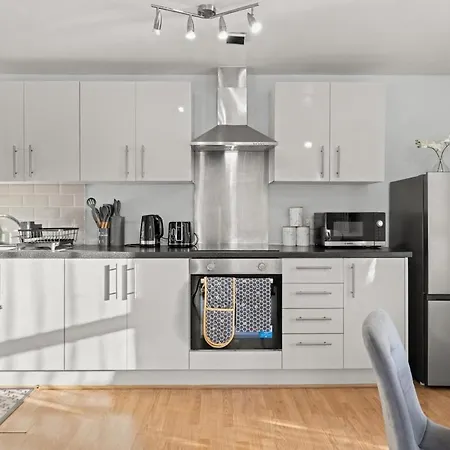 2 Bedroom Flat Close To Piccadilly * 맨체스터