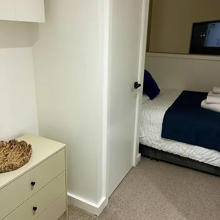 Stylish 2br 3 Baths 6 Guests Διαμέρισμα *