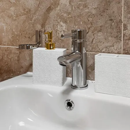 شقة Lux 2bd, Free Parking & Wifi, Near Mcr Center And Media