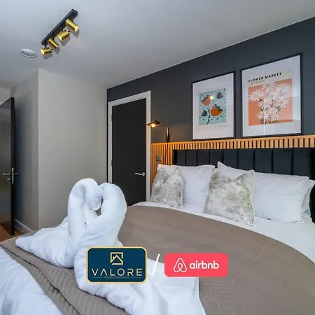公寓 Luxury Waterfront 2br - Free Gym Access & Parking 曼彻斯特