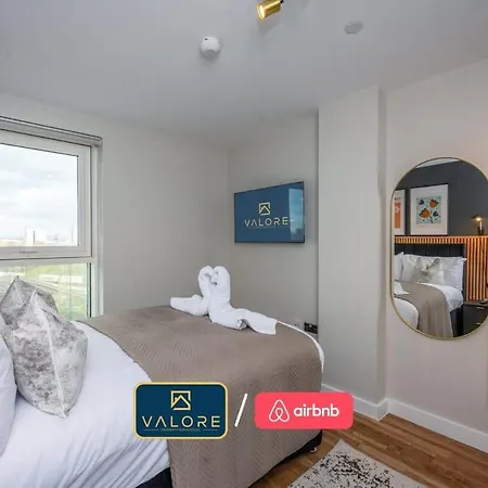 公寓 Luxury Waterfront 2br - Free Gym Access & Parking