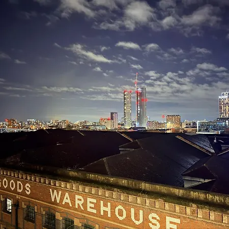 アパート Spacious 2-bed In Centre マンチェスター