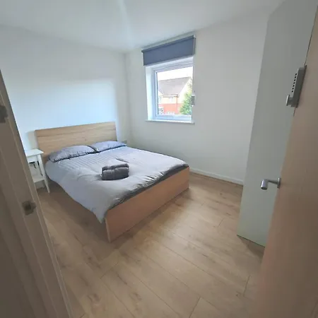 Fresh 2 Bedroom Flat - Center Delta Point Appartement
