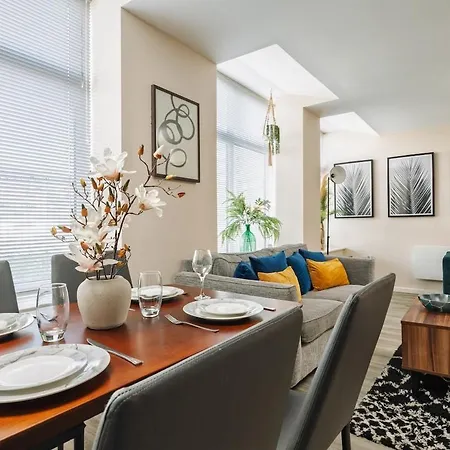 The Haven - 2 Bed Cozy - Sleeps 6 - Private Parking Appartamento *