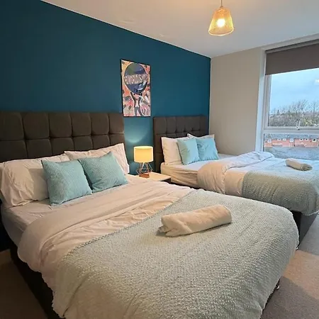 Luxury 5 Bed Centre マンチェスター