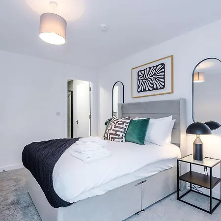 Apartament Modern 2br W Secure Parking Salford Manchester