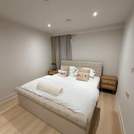 Luxury 2bed Flat Around Victoria St *