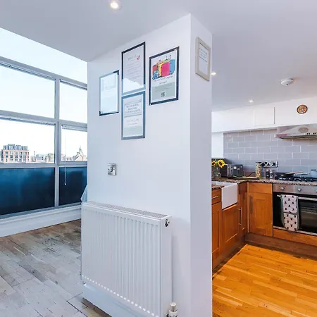 דירה Modern 2br Flat For 4 Full Kitchen