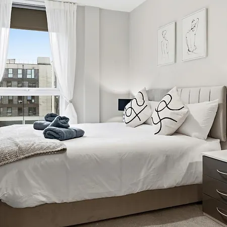 Lux 2bd, Free Parking & Wifi, Near Mcr Center And Media *