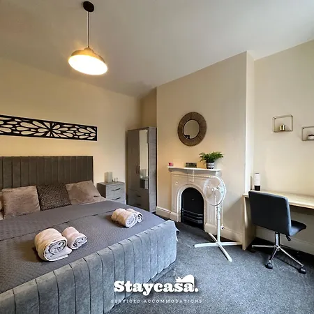 Spacious 5br In Leafy Withington