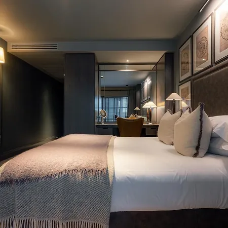 Hotel Dakota