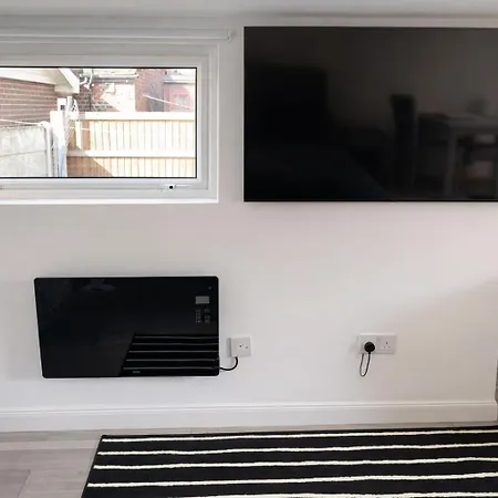 Pensjonat Modern With Private Entrance Manchester