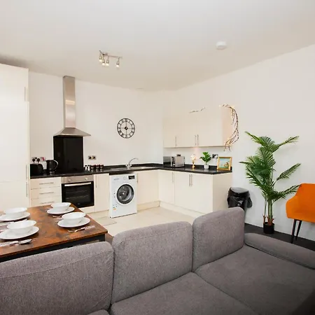 Prime Salford 2br • Free Parking • Near Mediacity * Manchester