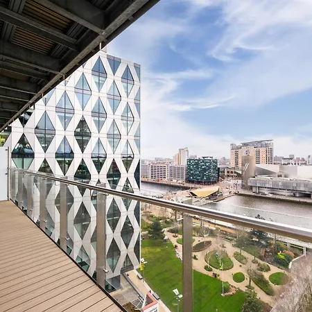 Waterfront Panorama - 2br + Balcony, Near Stadium *