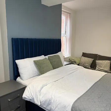 Casa Cove 2br Flat Free Parking, 5 Min To Hospital Daire *