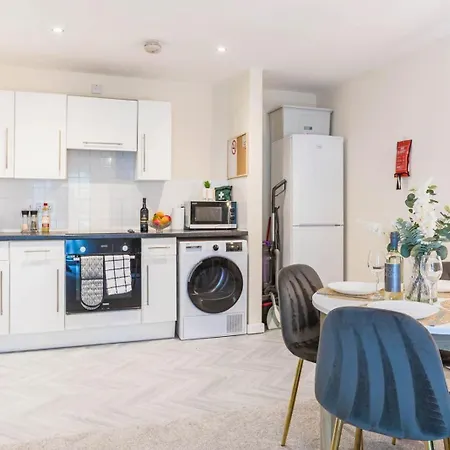 Modern Near Mediacity, Airport And Old Trafford With Secure Parking * Mánchester