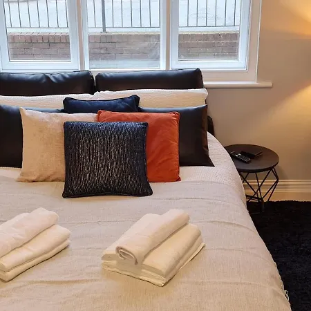 2 Bedroom In Manchester-sleeps 6-near Coop Live & Etihad With Free Parking Manchester