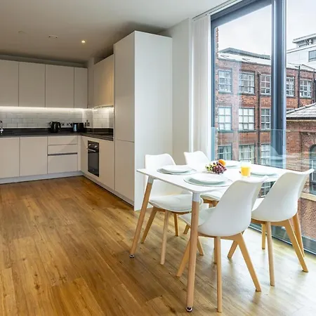 Centre, Spacious Apartament *