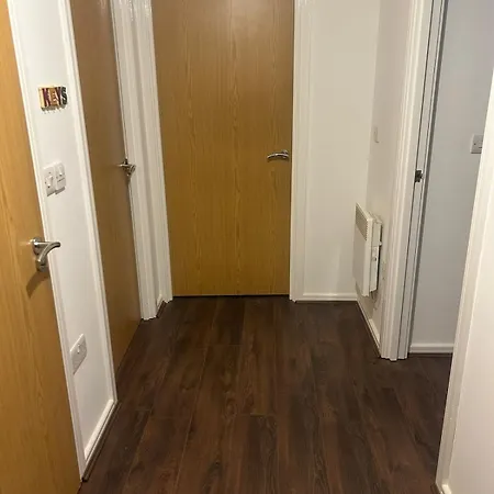 Comfortable 2-bedroom Flat Close Etihad And Coop Live Apartment Manchester