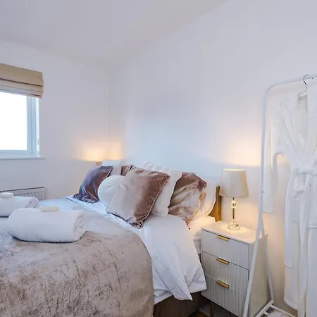 Stylish Mcr 1br Etihad Coop Live Parking Apartmán
