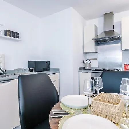Apartamento Stylish 2 Bedroom, 2 Bathroom With Free Parking