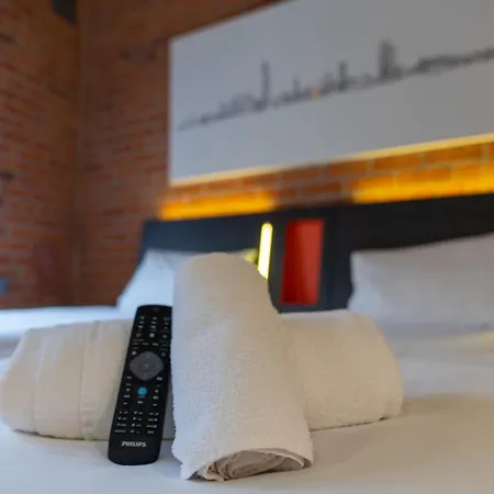 Easyhotel Hotel