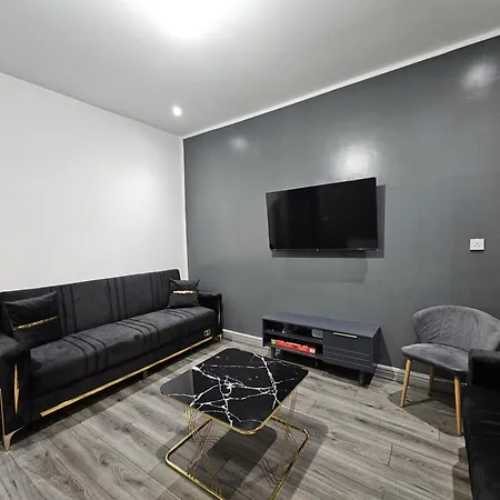 בית נופש Landcross Co-living - Private Self-cater