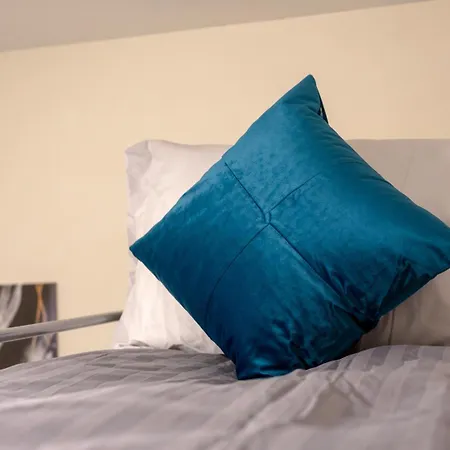 Spacious 2BR Haven for Long-Term Guests * Mánchester